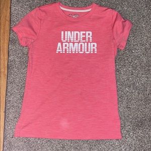 Women’s medium Under Armour Tee-Shirt